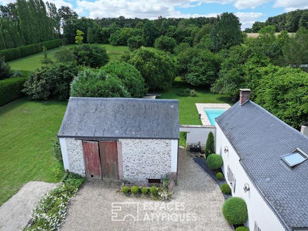 Ancienne ferme de 1800 rénovée et son parc préservé