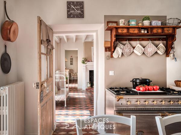 Ancienne ferme de 1800 rénovée et son parc préservé