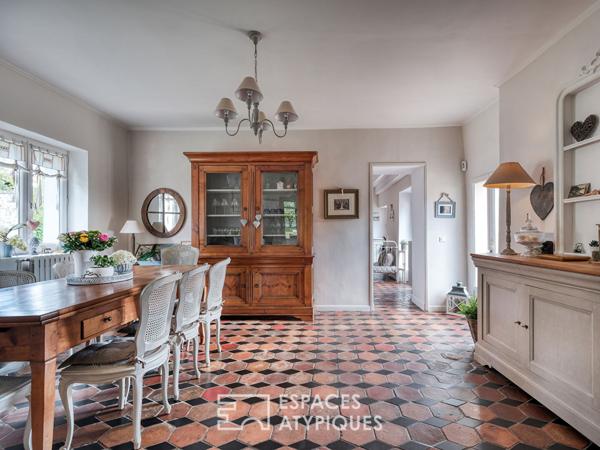 Ancienne ferme de 1800 rénovée et son parc préservé