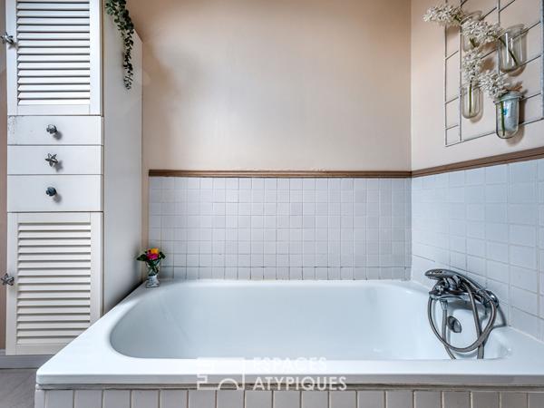 Ancienne ferme de 1800 rénovée et son parc préservé