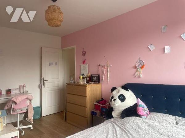EN EXCLUSIVITE - A VENDRE A BAILLEUL, dans la Nord (59) : MAISON DE VILLE AVEC TERRASSE, DEPEND...
