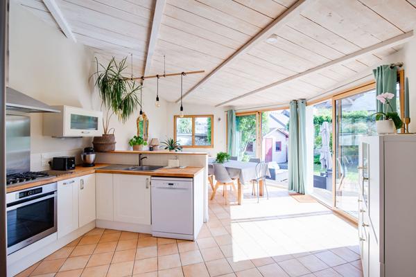 VENDRE NANTES/ZOLA MAISON AVEC CHAMBRE AU REZ DE CHAUSSE /JARDIN/GARAGE