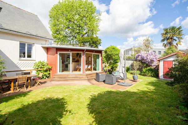 VENDRE NANTES/ZOLA MAISON AVEC CHAMBRE AU REZ DE CHAUSSE /JARDIN/GARAGE