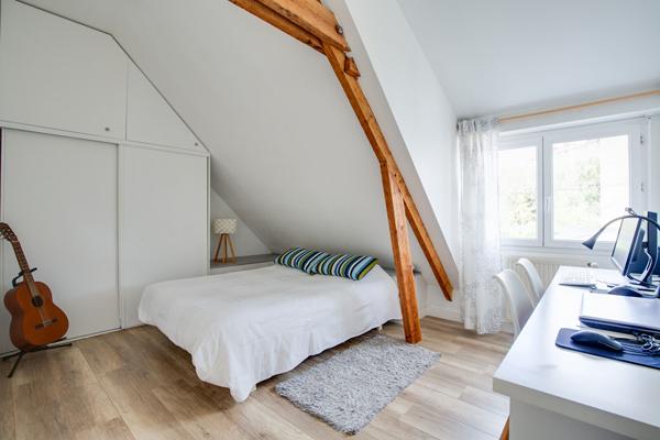 VENDRE NANTES/ZOLA MAISON AVEC CHAMBRE AU REZ DE CHAUSSE /JARDIN/GARAGE