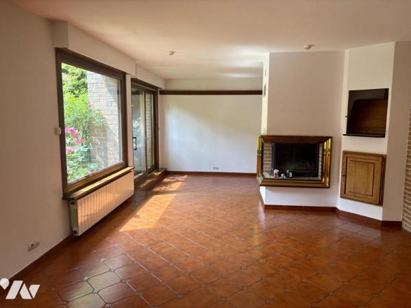 Maison d'habitation semi plain pied