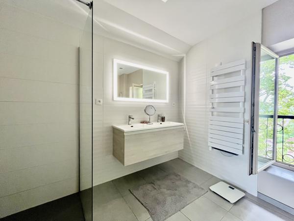 Appartement 6 pièces - 220 m² Exclusivité efficity