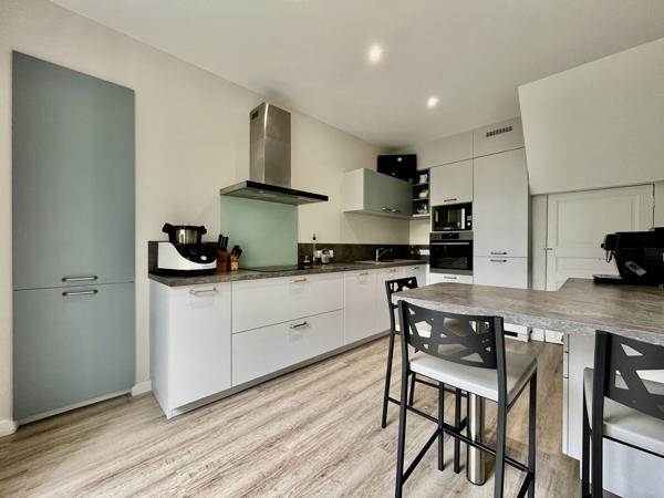 Appartement 6 pièces - 220 m² Exclusivité efficity