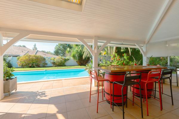 VILLA DE PLAIN-PIED AVEC PISCINE ET JACUZZI À SOORTS-HOSSEGOR
