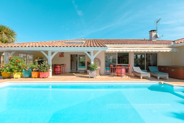 VILLA DE PLAIN-PIED AVEC PISCINE ET JACUZZI À SOORTS-HOSSEGOR