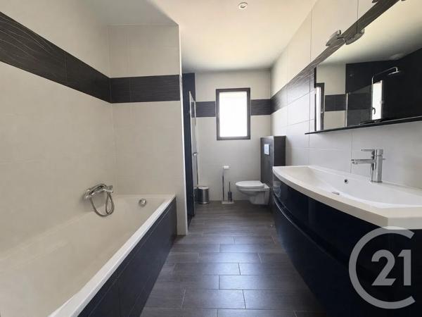 Maison à vendre  6 pièces - 140 m 2   TREILLIERES  - 44