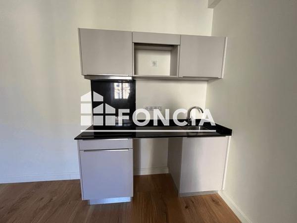 Location Appartement 3 pièces 63.3 m² - 63 RUE THENARD Mulhouse 68200