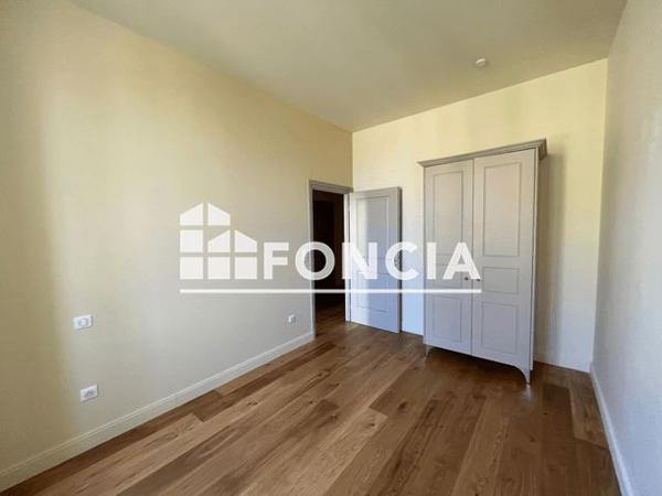 Location Appartement 3 pièces 63.3 m² - 63 RUE THENARD Mulhouse 68200