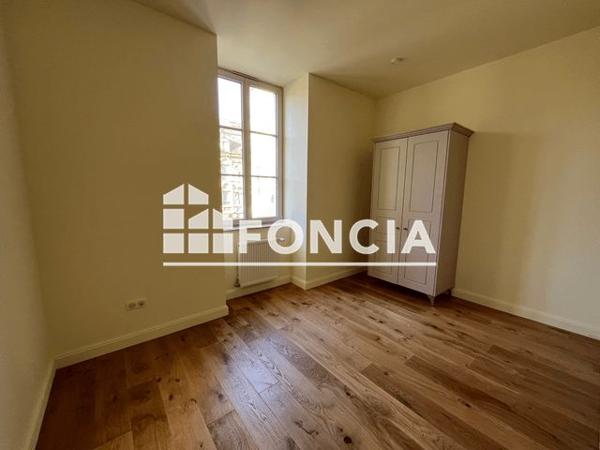 Location Appartement 3 pièces 63.3 m² - 63 RUE THENARD Mulhouse 68200