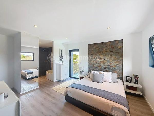 Vente Villa 7 pièces 232 m2 à Cournon-d'Auvergne