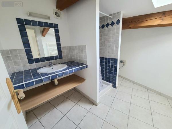 Appartement à louer à Pierrelatte dans la Drôme (26700), ref : 26060-L100