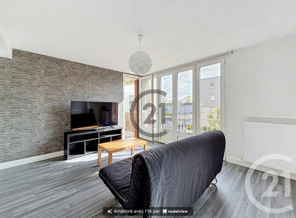 Appartement T4 à vendre  4 pièces - 64 m 2   TROYES  - 10