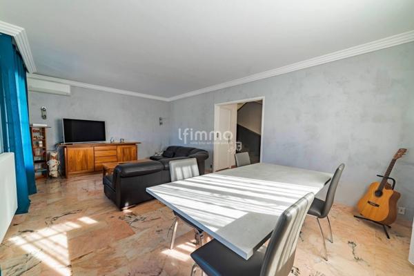 Maison 5 pièces avec jardin et piscine - St Tronc