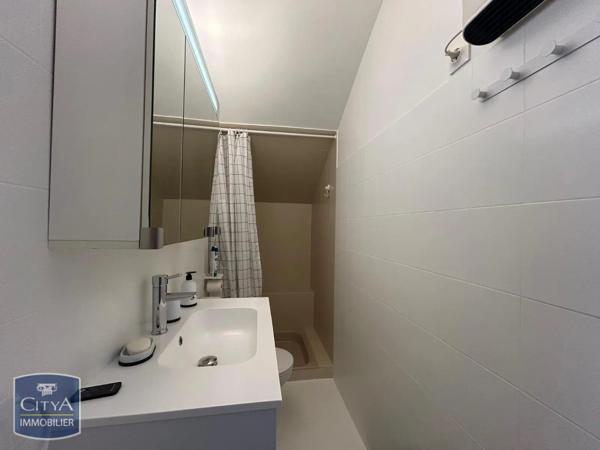 Appartement à louer 3 pièces 49.62m² Menton (06500)