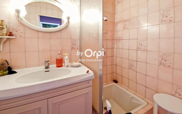 Maison à vendre    2 pièces • 63 m2 Domérat