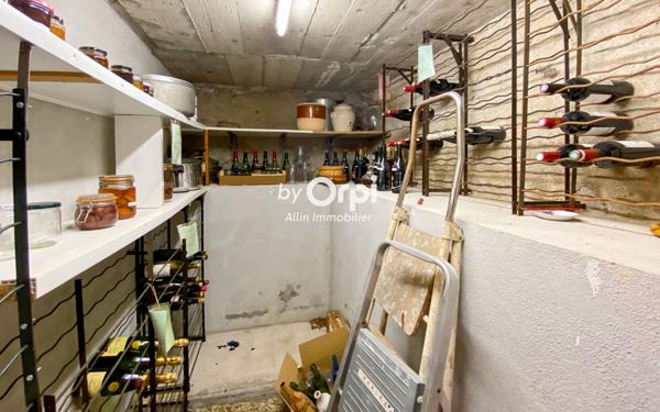 Maison à vendre    2 pièces • 63 m2 Domérat