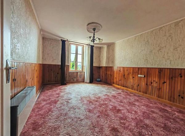 Maison de campagne plain pied avec Terrain de plus de 3600 m² de terrain