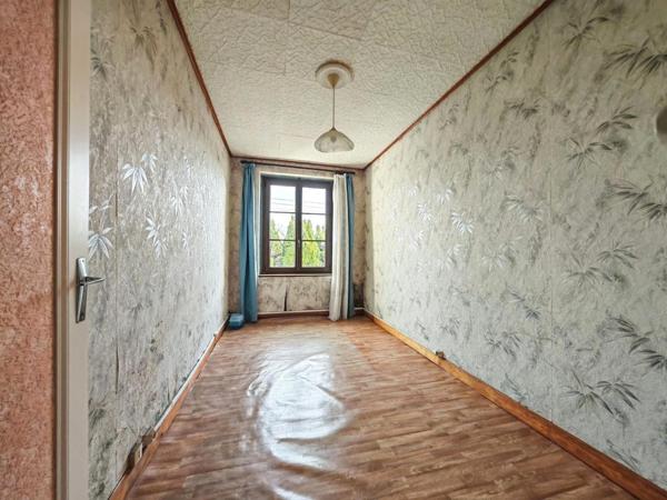 Maison de campagne plain pied avec Terrain de plus de 3600 m² de terrain