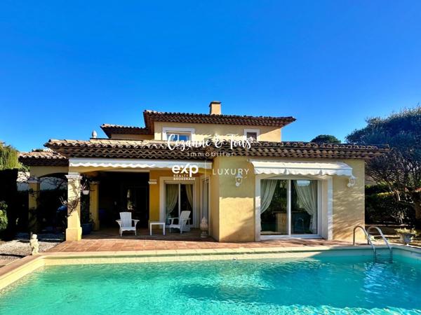 Villa provençale à vendre face au Golf 18 trous de Sainte-Maxime