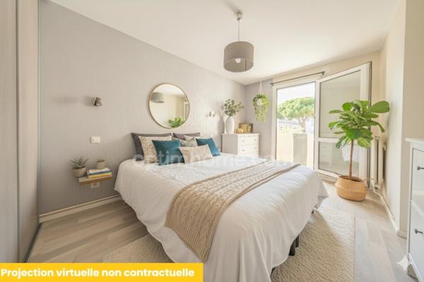 LA GRANDE-MOTTE (34280) – APPARTEMENT 3 CHAMBRES – CENTRE-VILLE – TRAVERSANT – TERRASSE – CALME – CLIMATISATION – CAVE – PARKING EN SUS