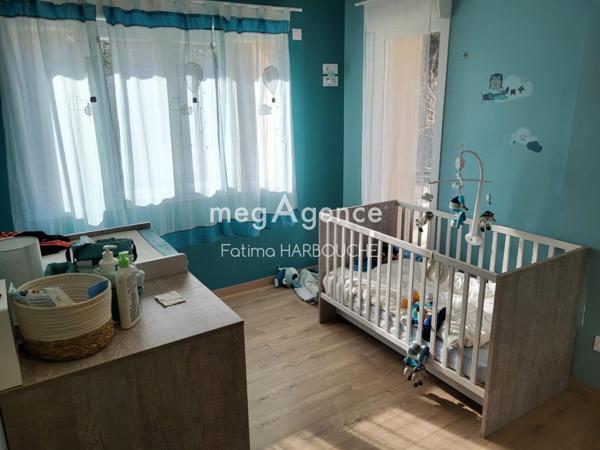 Maison à LE CHAMBON-FEUGEROLLES, 42500 - 5 pièces 200m²