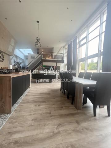 Maison à LE CHAMBON-FEUGEROLLES, 42500 - 5 pièces 200m²