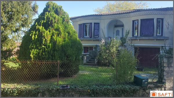 Maison  sur 1300 m² à venir découvrir