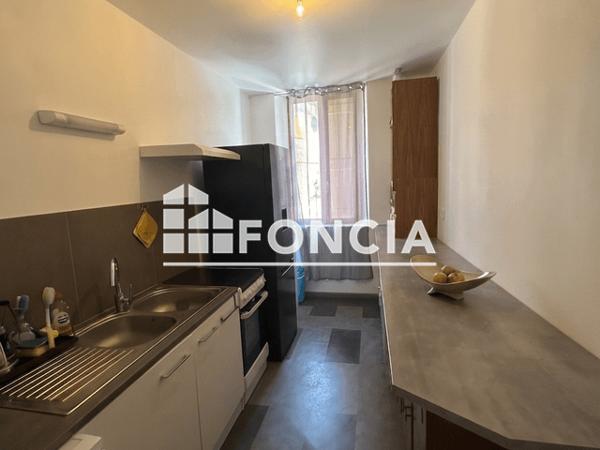 Location Appartement 4 pièces 82.53 m² - 14 B PLACE DE L'EGLISE St Porquier 82700