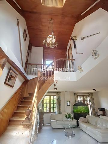 Maison à JOUE-LES-TOURS, 37300 - 6 pièces 122m²