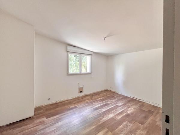 Maison à louer 1 150 € CC Landerneau 6 p 113 m² DPE C