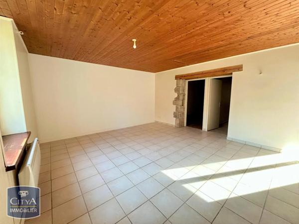 Appartement à louer 3 pièces 81.4m²