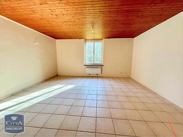 Appartement à louer 3 pièces 81.4m²