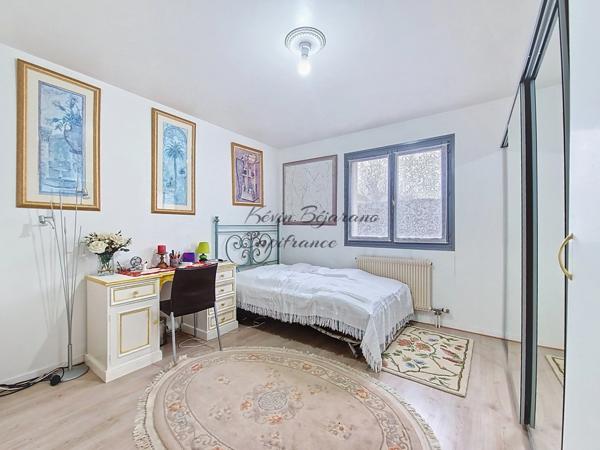 GAILLARD – Appartement T4 en rez-de-jardin avec garage