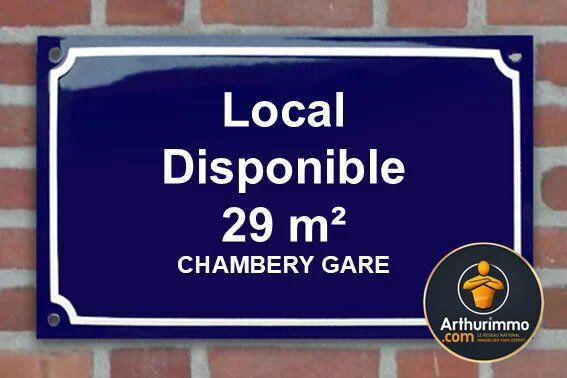 Vente                                                      Local commercial
                        
                                         29 m2                     à Chambéry