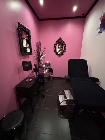 Vente                                                      Local commercial
                        
                                         29 m2                     à Chambéry