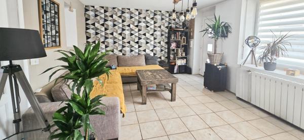 Bruay-la-Buissière (62700) Maison sans aucun travaux habitable de 120 m² habitable avec garage