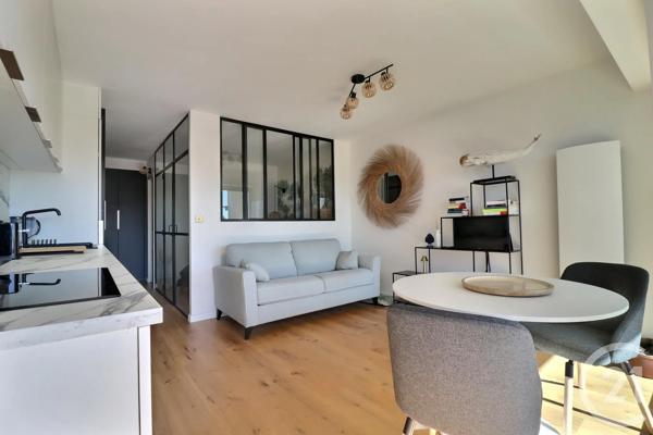 Appartement T2 à vendre  2 pièces - 43,56 m 2   LA BAULE  - 44