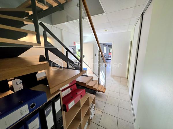 Immeuble mixte de 261 m²