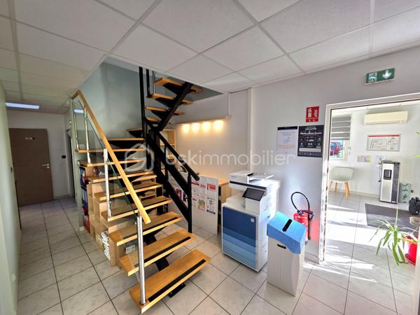 Immeuble mixte de 261 m²