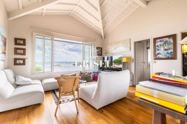À Vendre  Maison d'Exception avec Vue Panoramique sur le Bassin d'Arcachon