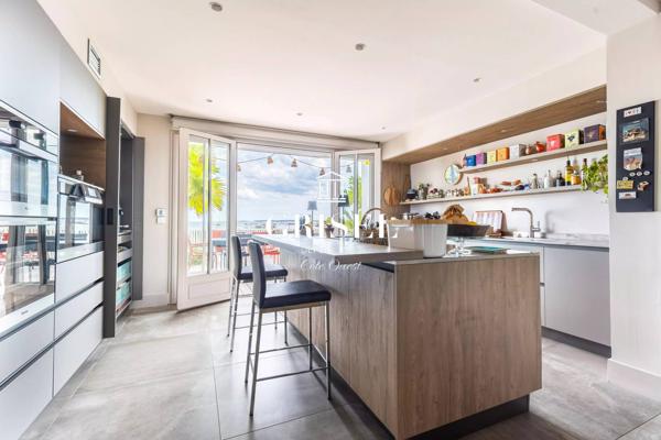 À Vendre  Maison d'Exception avec Vue Panoramique sur le Bassin d'Arcachon