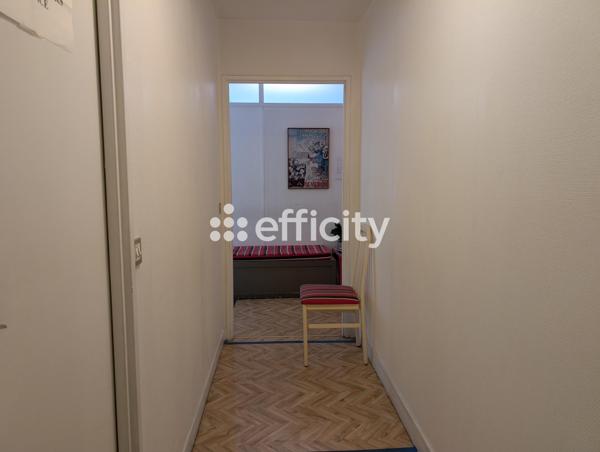 Appartement
         1 pièce
        - 26 m² 255 000 €*