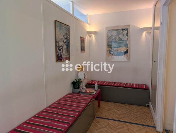 Appartement
         1 pièce
        - 26 m² 255 000 €*