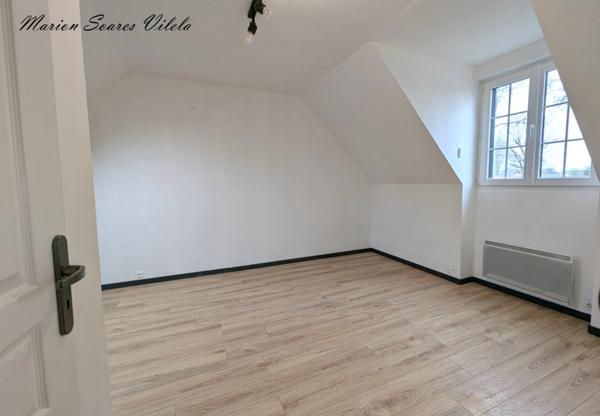 EXCUSIVITE Maison FAMILIALE, rénovée en partie, 6 P sur plus de 1000 m² de terrain.