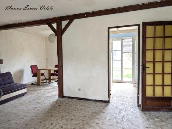 EXCUSIVITE Maison FAMILIALE, rénovée en partie, 6 P sur plus de 1000 m² de terrain.