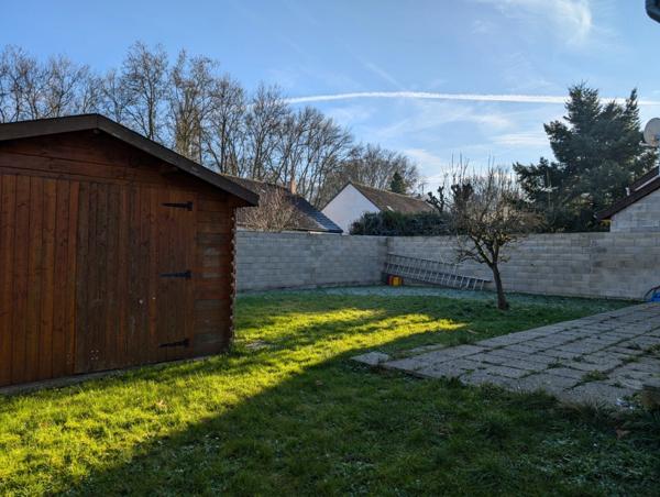 EXCUSIVITE Maison FAMILIALE, rénovée en partie, 6 P sur plus de 1000 m² de terrain.